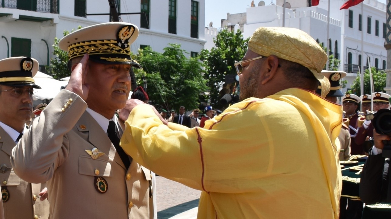 Abdelfatah Louarak, Inspecteur général des FAR, a été promu par le roi Mohammed VI, général de Corps d'armée, le 31 juillet 2017, à l'occasion du 18e anniversaire de l'intronisation du Souverain